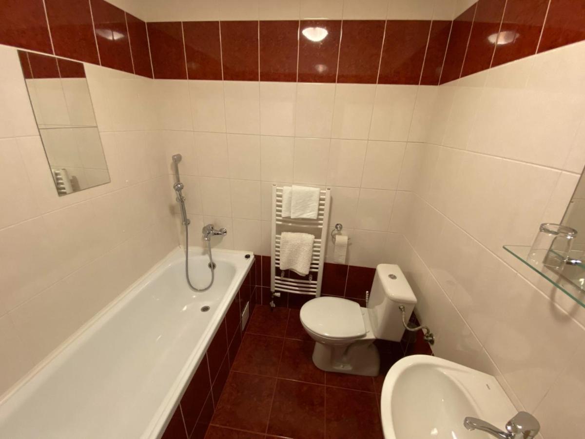 Hotel Pod Zelenou Cesky Tesin Exterior foto